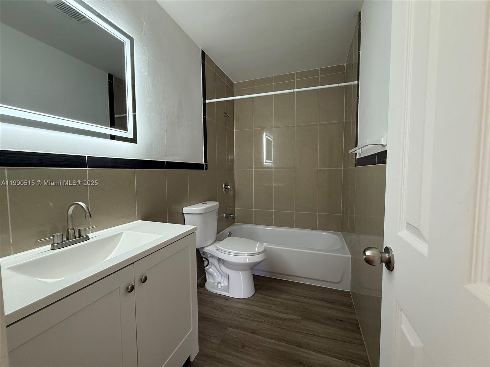 HIGHVIEW - Residential Lease