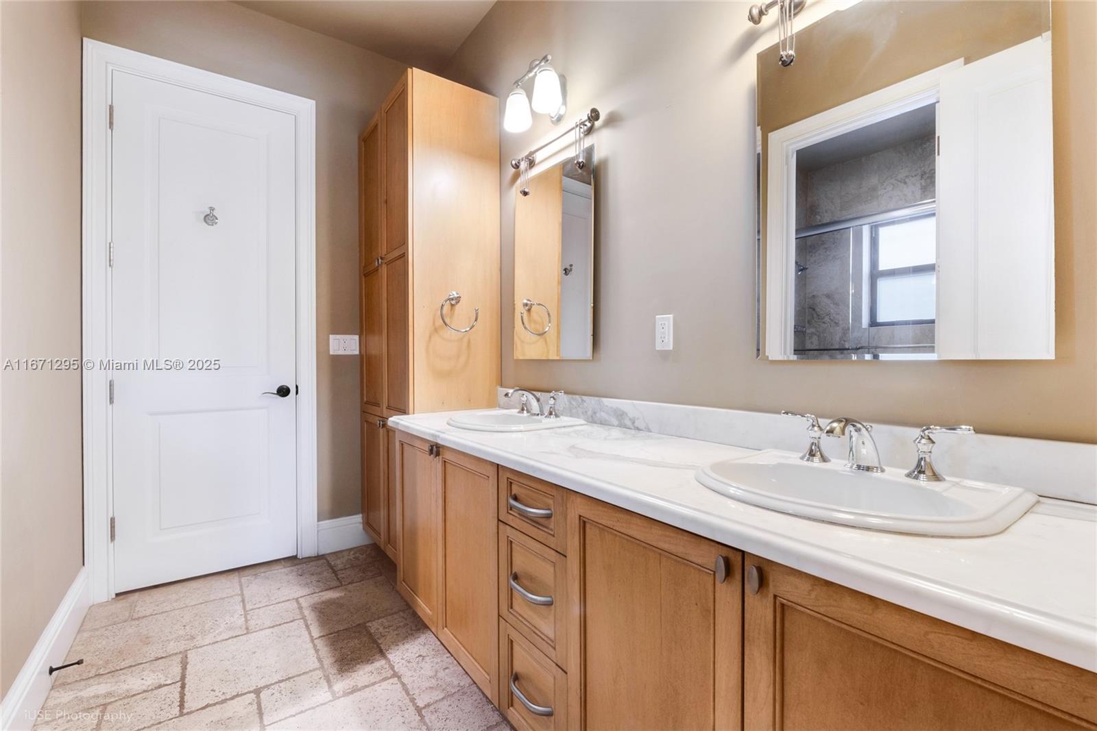 FOREST HILL ESTATES - Residential