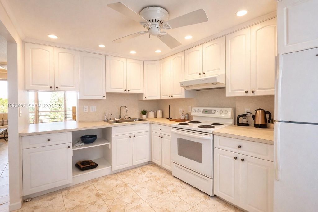 Photo of 1425 Atlantic Shores Blvd #501, Hallandale Beach, FL 33009 (MLS # A11992452)