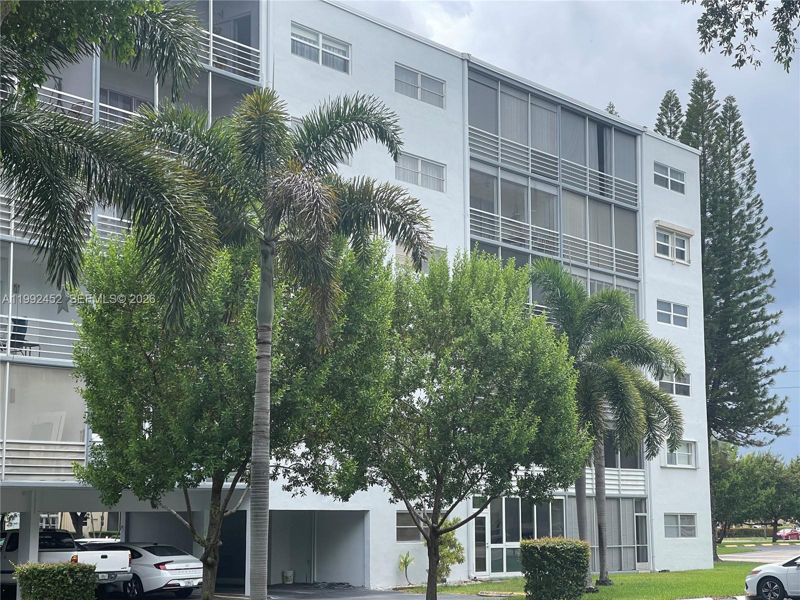 FAIRWAYS ROYALE CONDO - Residential