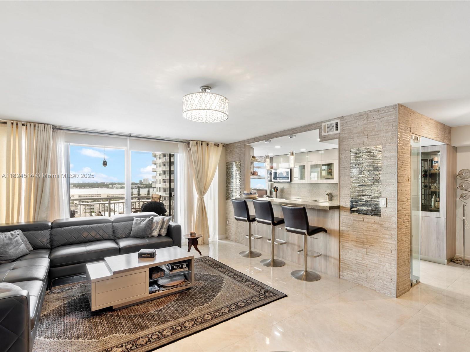 DEL PRADO CONDO - Residential