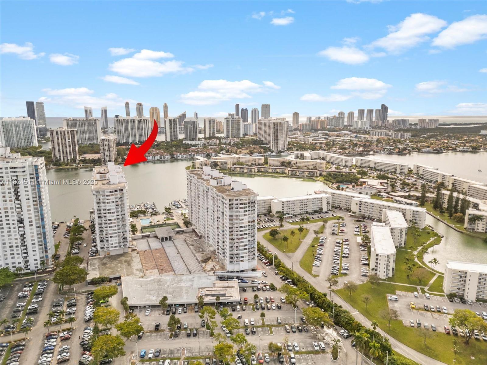 DEL PRADO CONDO - Residential