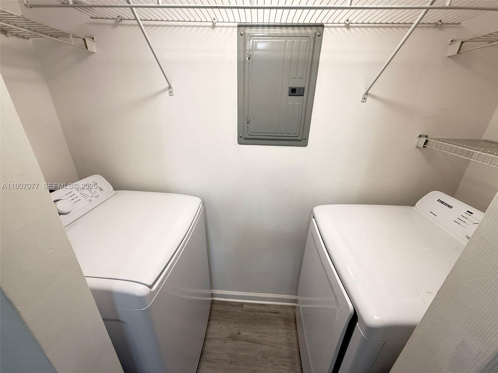 PORTO BELLAGIO CONDO - Residential