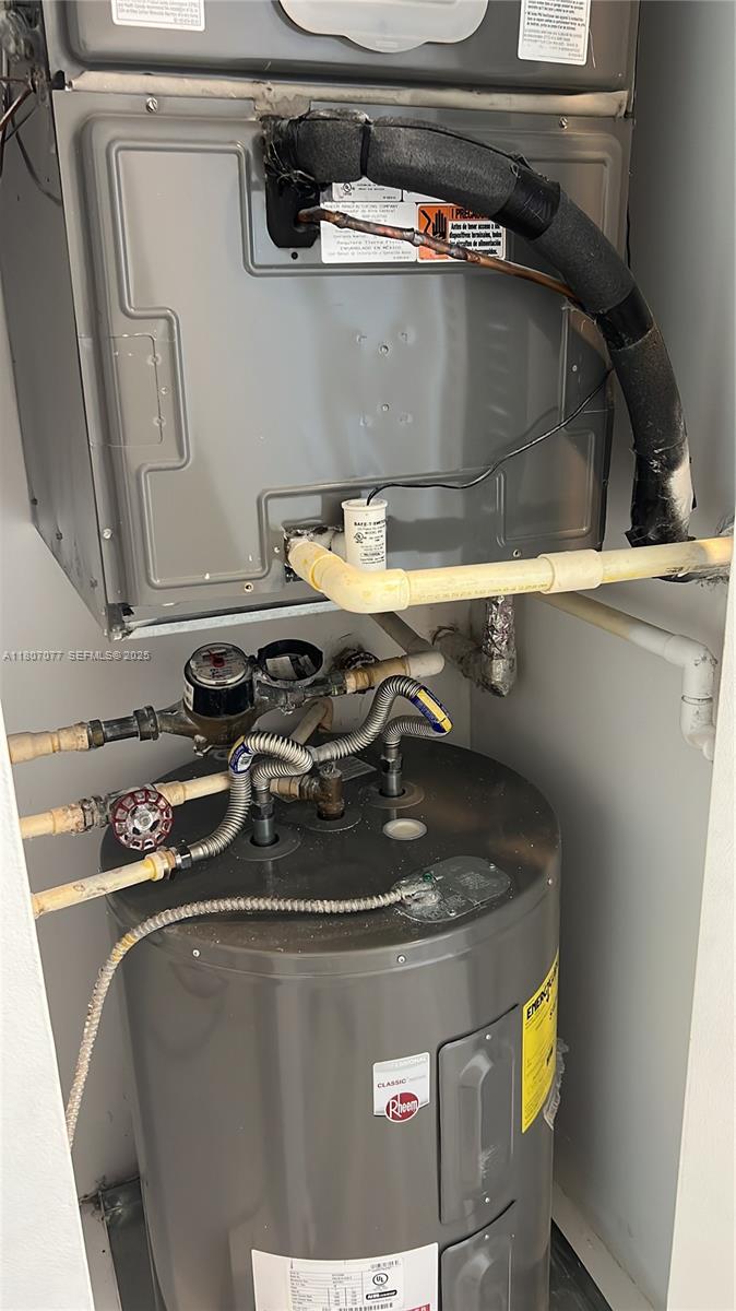 PORTO BELLAGIO CONDO - Residential