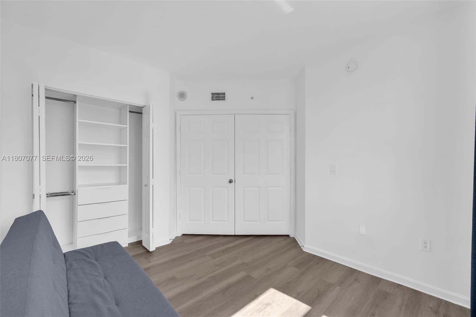 PORTO BELLAGIO CONDO - Residential