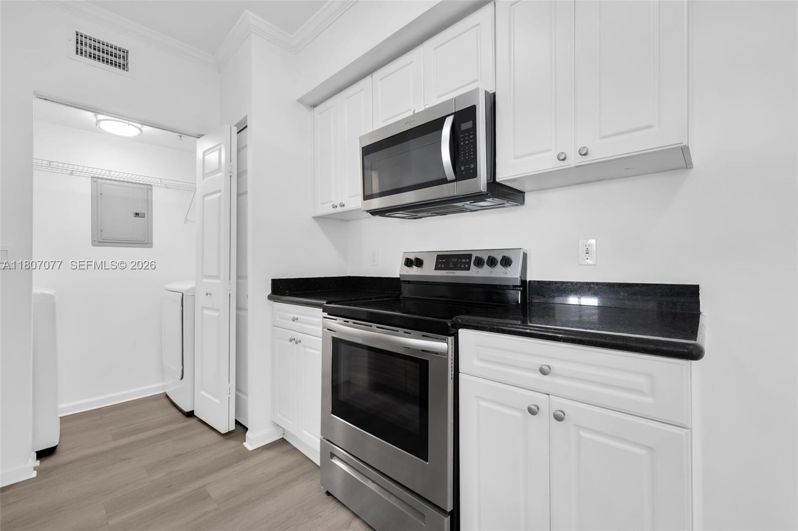 PORTO BELLAGIO CONDO - Residential