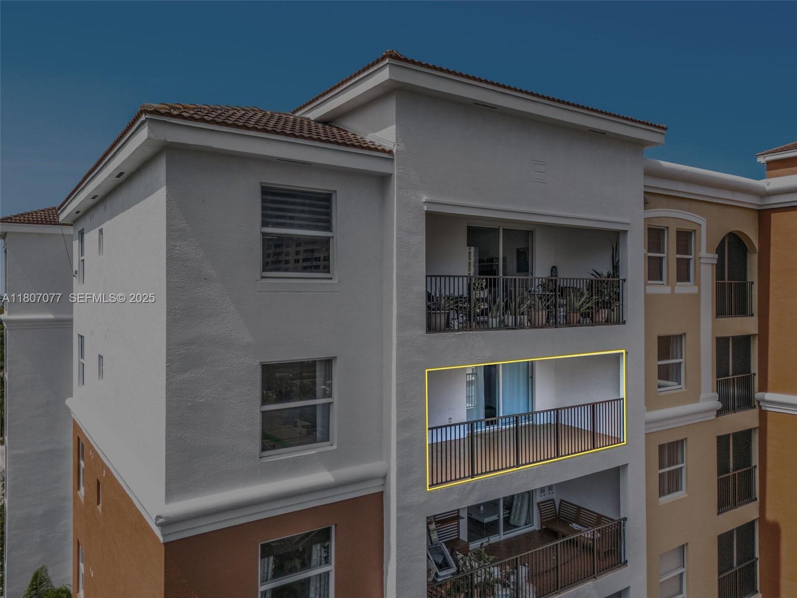 PORTO BELLAGIO CONDO - Residential