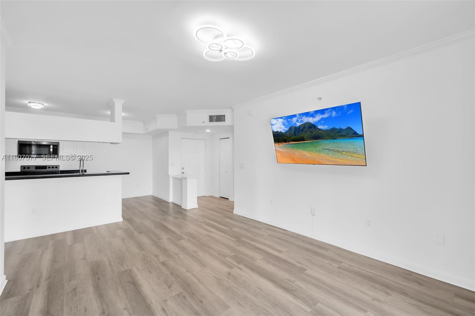 PORTO BELLAGIO CONDO - Residential