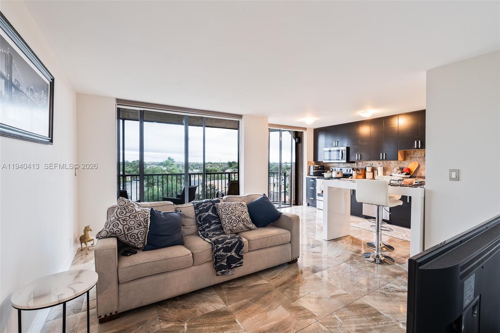 BLUE LAKE APTS CONDO - Residential