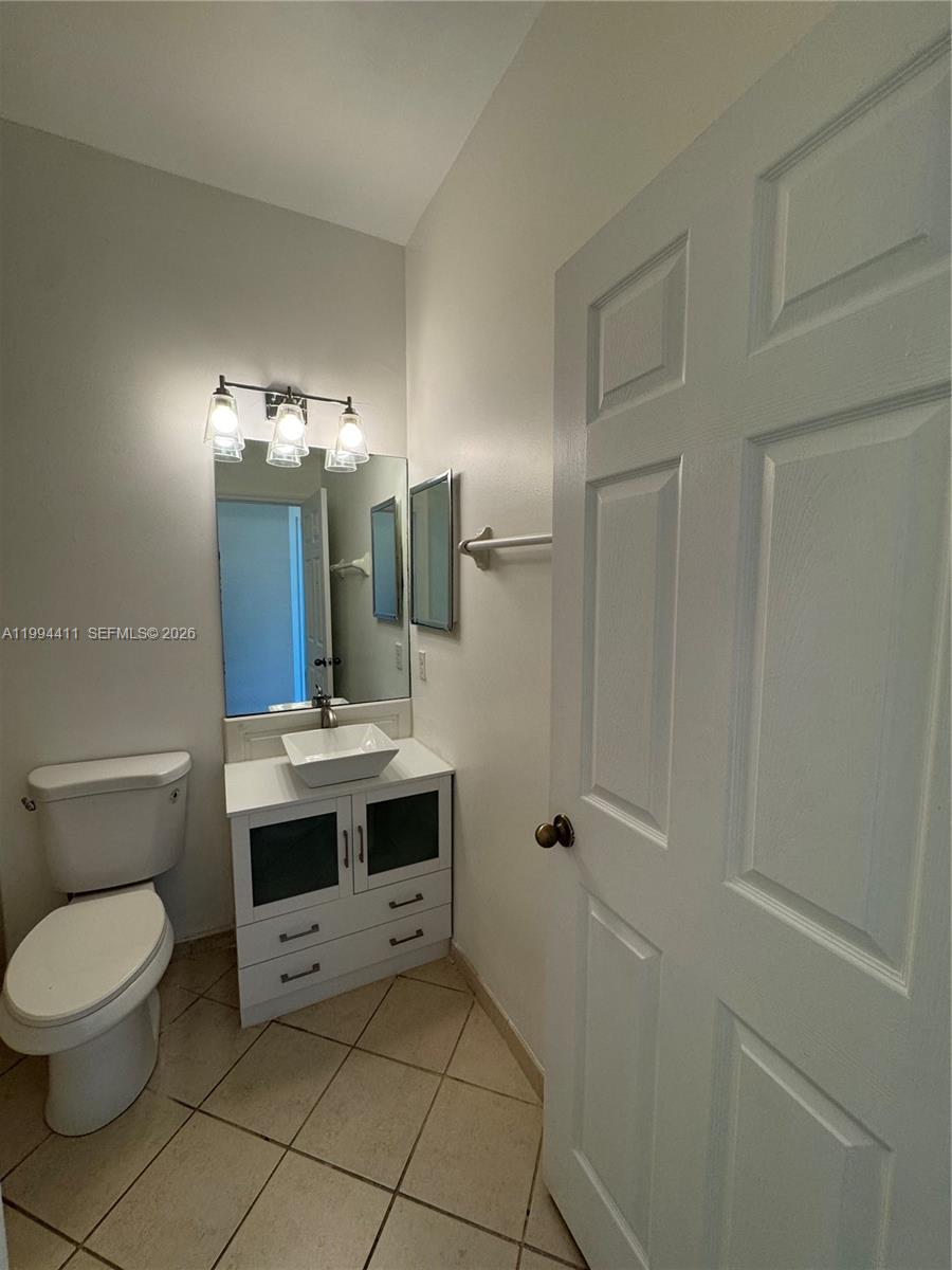 LAKES BY THE BAY GEE - Residential