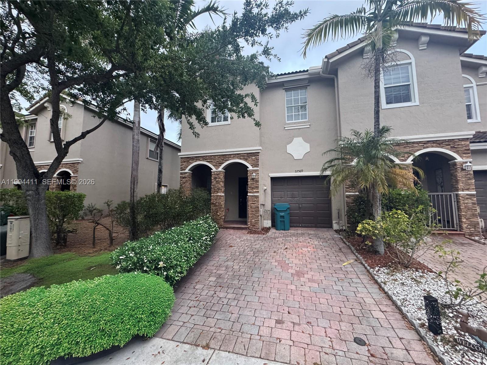 LAKES BY THE BAY GEE - Residential