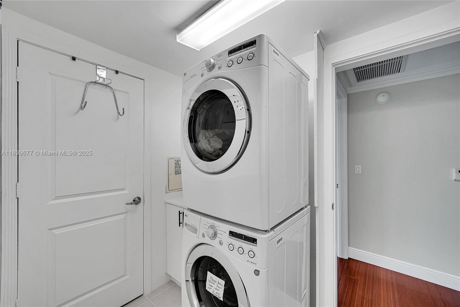 OCEAN PALMS - Residential Lease