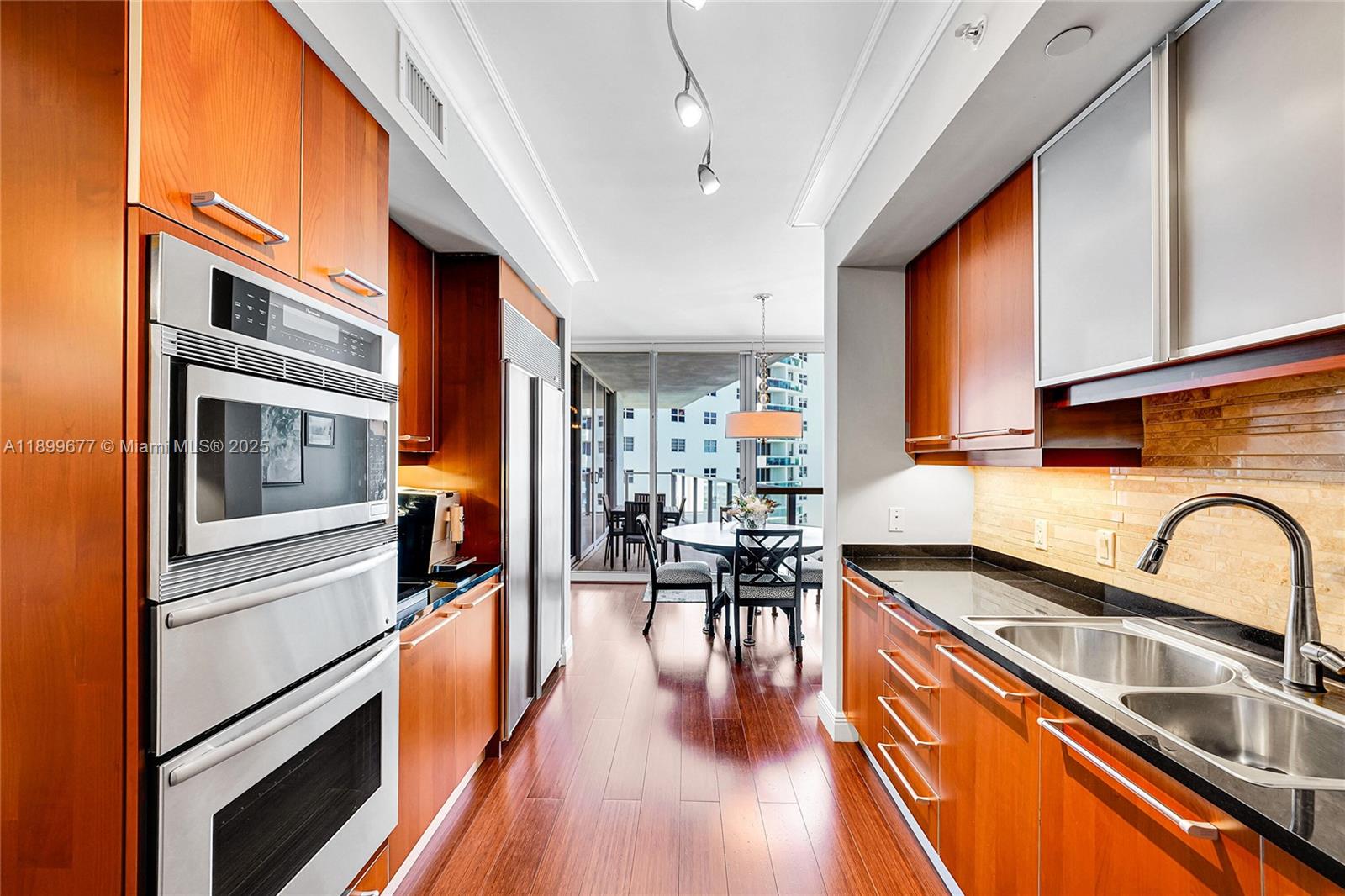 OCEAN PALMS - Residential Lease