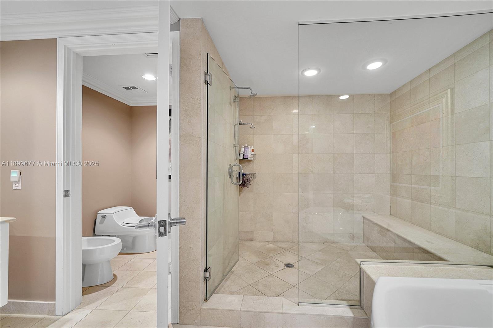 OCEAN PALMS - Residential Lease