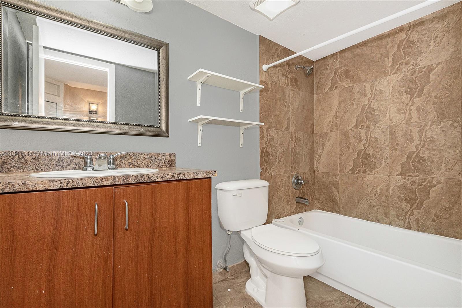 Photo 11 of 21 of 3860 W 8th Way 43 townhome