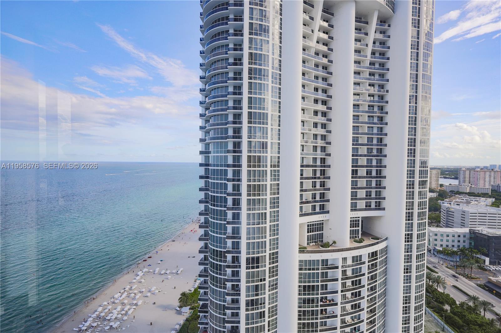 TRUMP ROYALE CONDO - Residential Lease