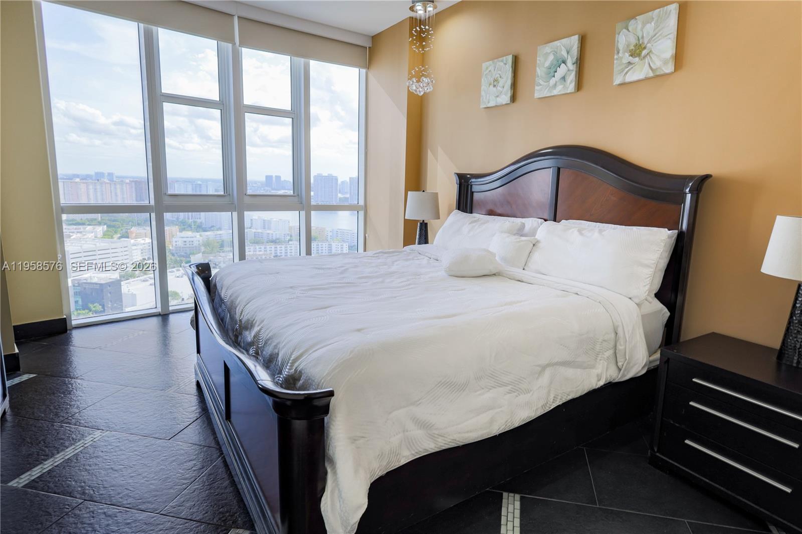 TRUMP ROYALE CONDO - Residential Lease