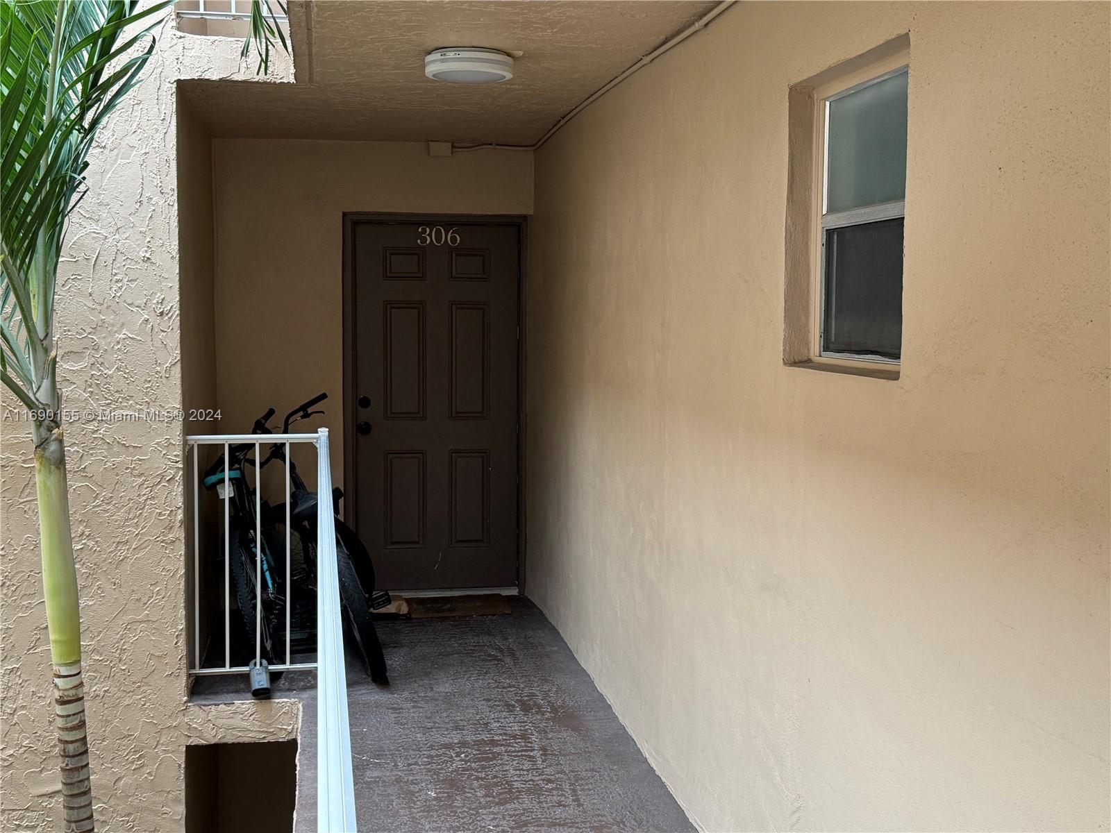 LIVE OAK 2 OF PINE RIDGE - Residential