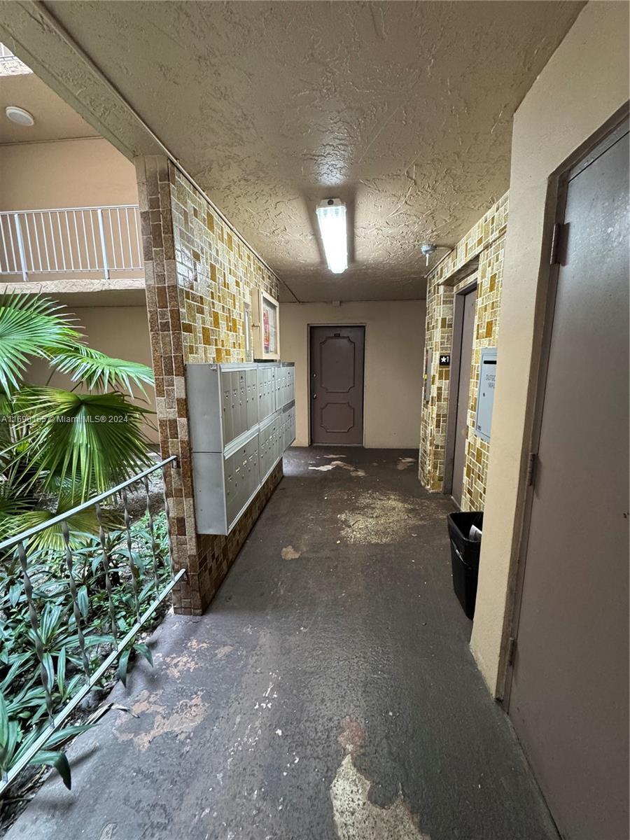 LIVE OAK 2 OF PINE RIDGE - Residential
