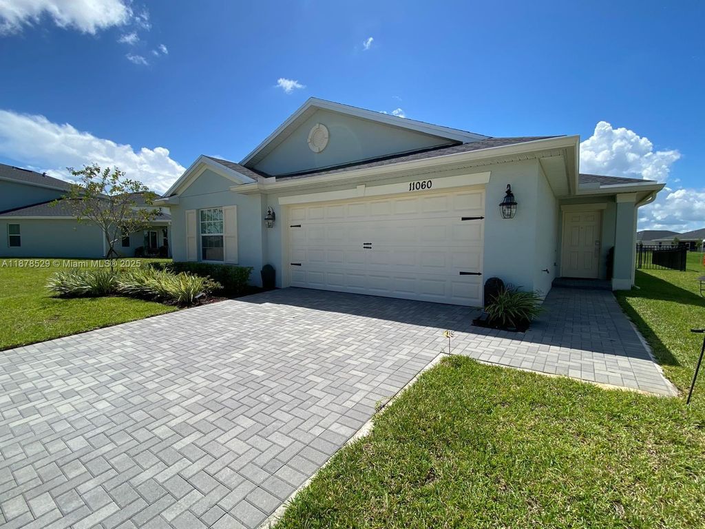 Photo of 11060 NW Middle Stream Dr, Port St Lucie, FL 34987 (MLS # A11878529)