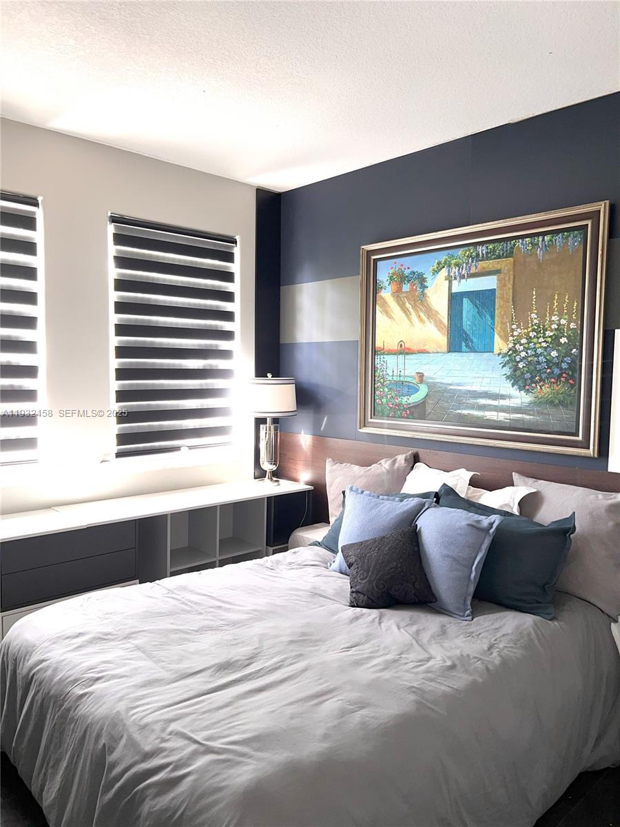 SAVANNAH AT DORAL - Residential Lease