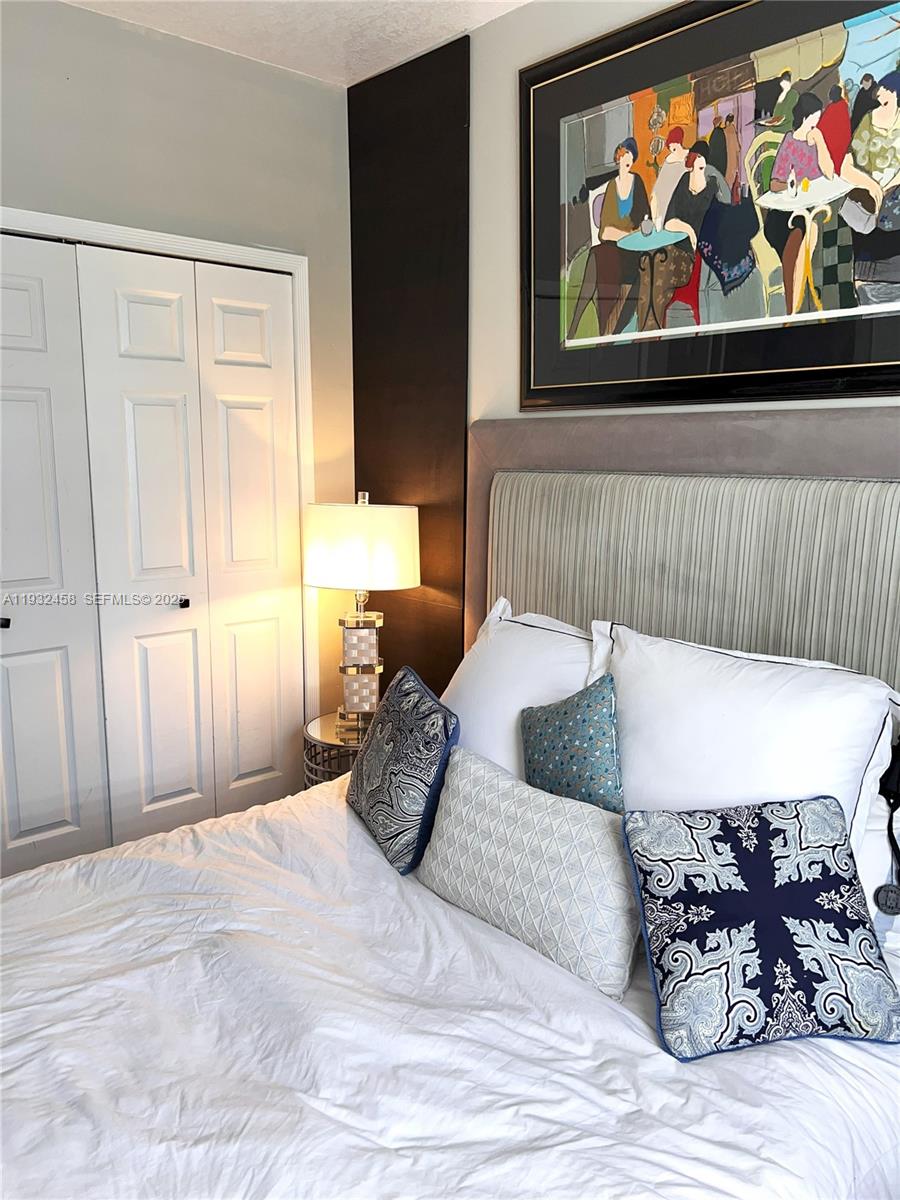 SAVANNAH AT DORAL - Residential Lease