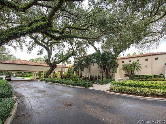 POINCIANA 11 PINE ISLAND - Residential