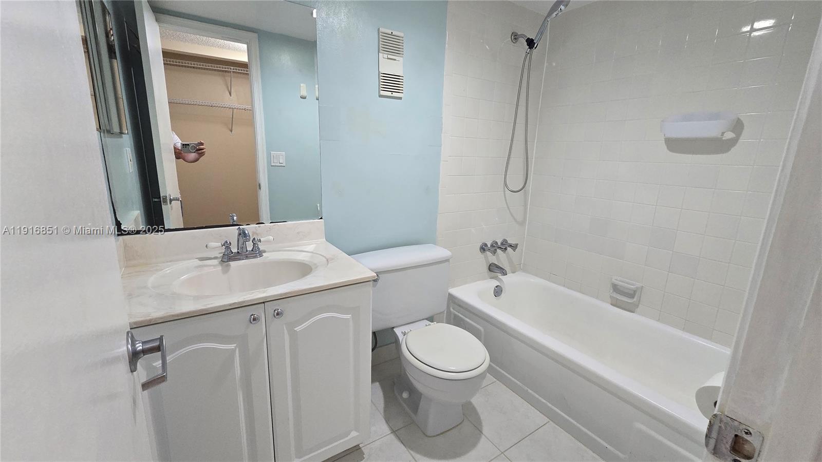 POINCIANA 11 PINE ISLAND - Residential