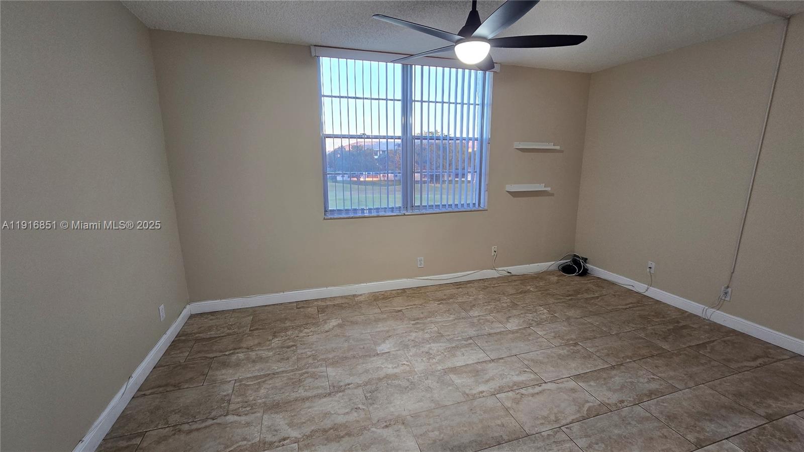 POINCIANA 11 PINE ISLAND - Residential