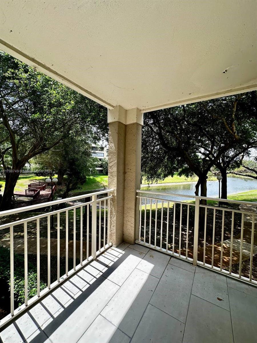 1725 Palm Cove Blvd 2-205