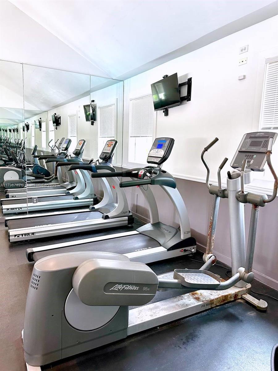 VERANO AT DELRAY CONDO - Residential Lease