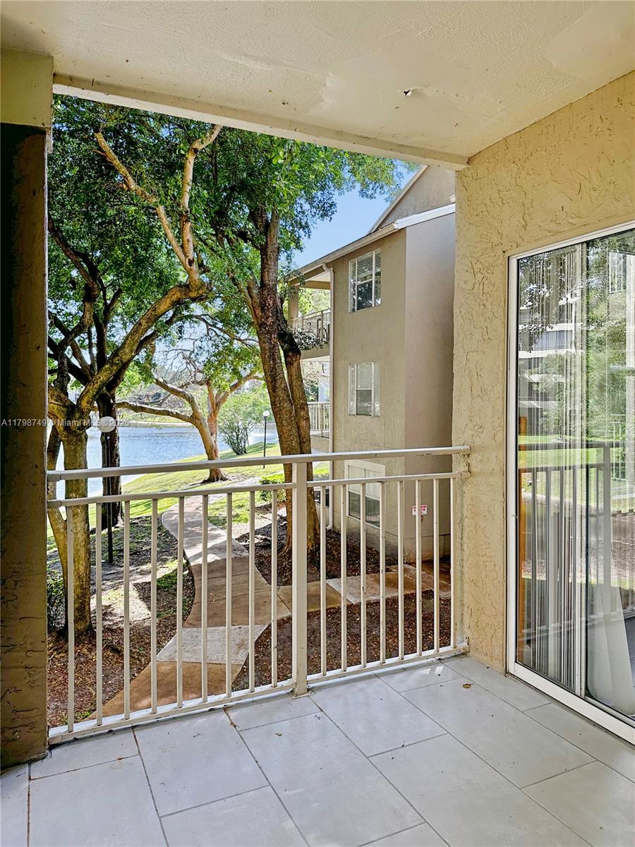 VERANO AT DELRAY CONDO - Residential Lease