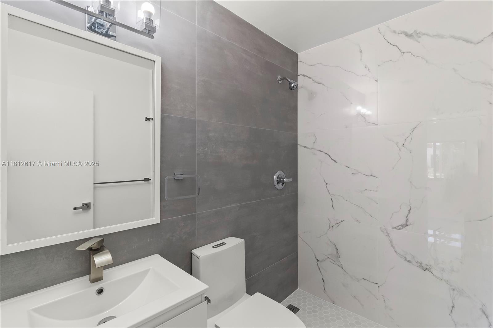 431 NE 58 CT B