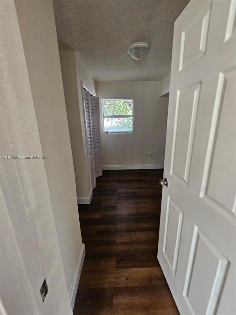 1717 NW 69th St