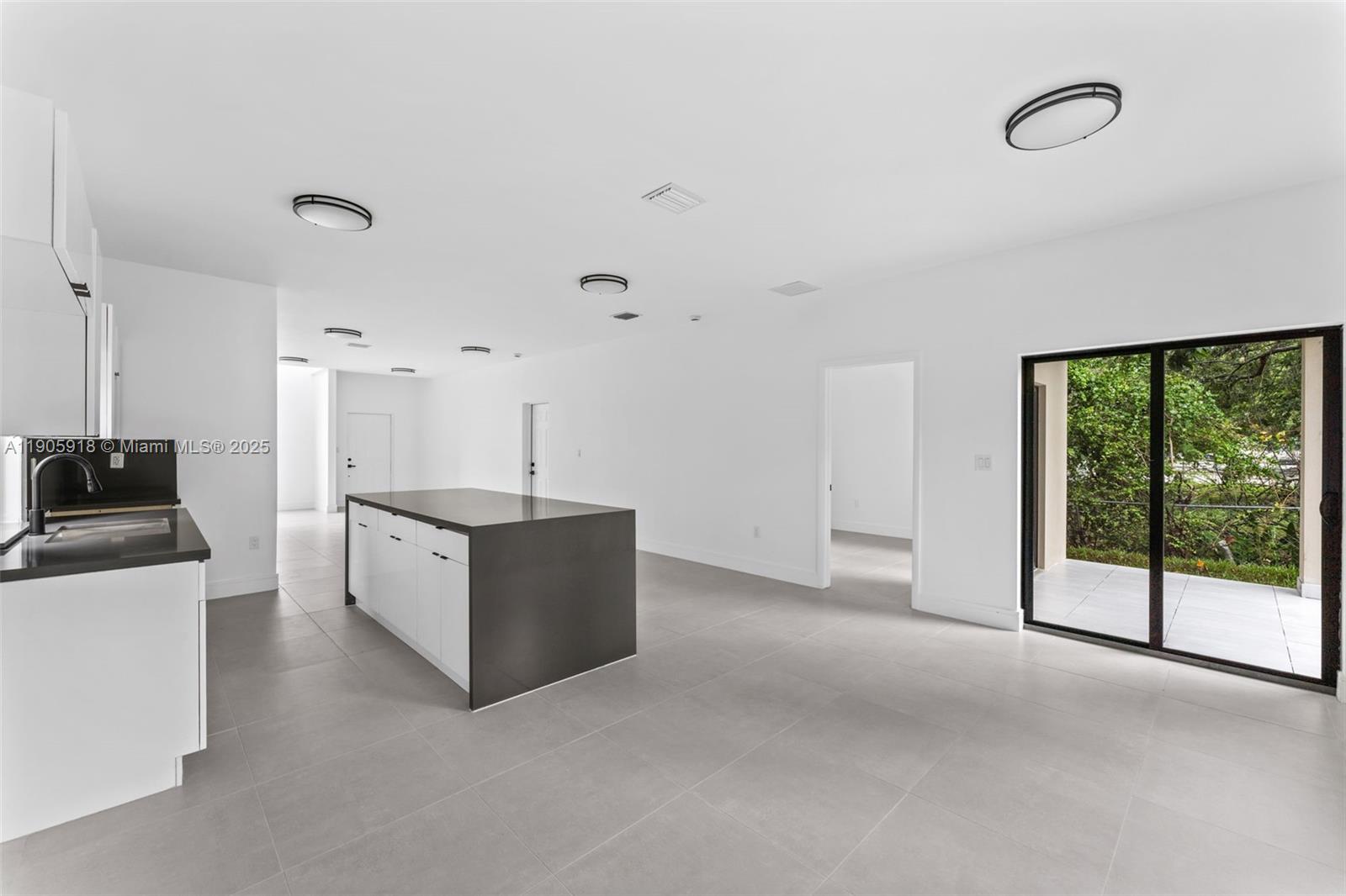 SYLVIAN SQUARE - Residential