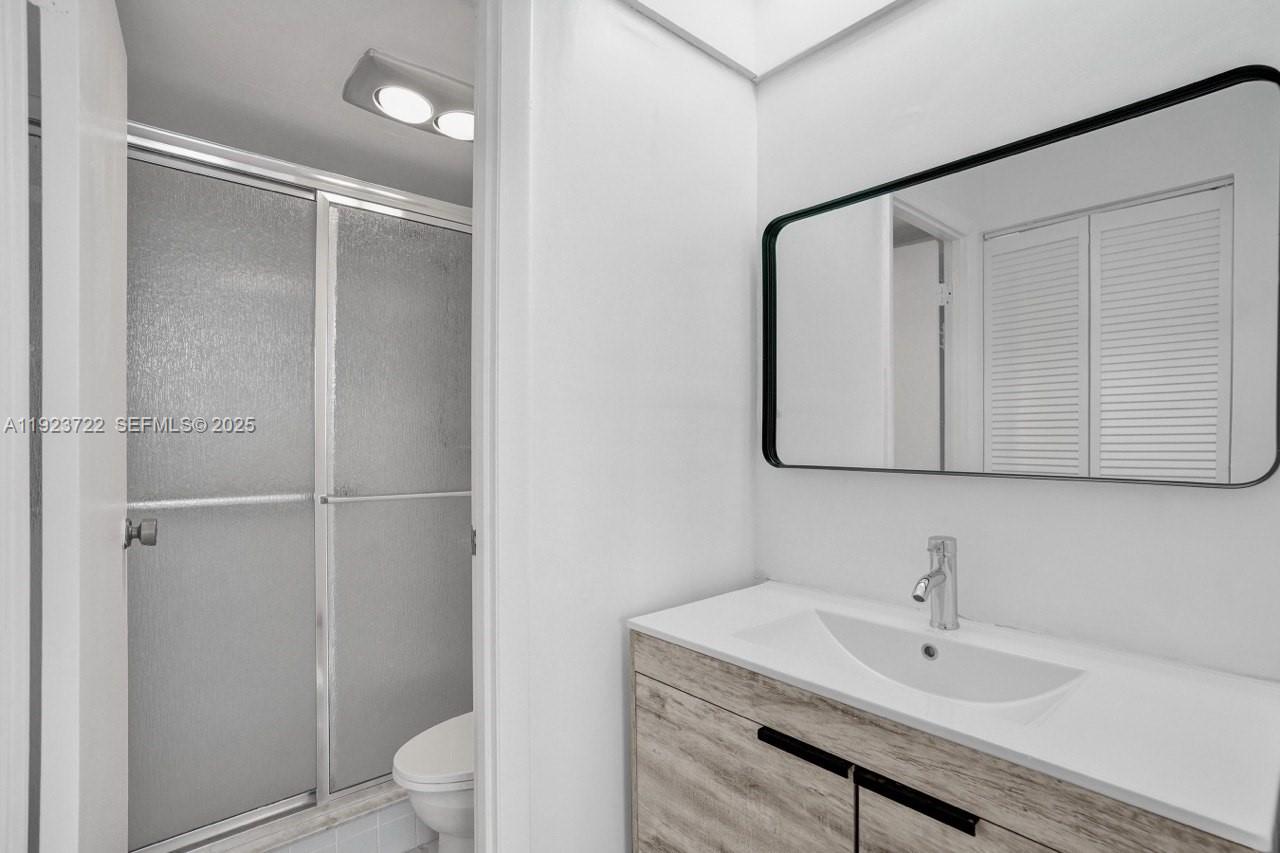 CONDOMINIUM 1 OF ENVIRON - Residential