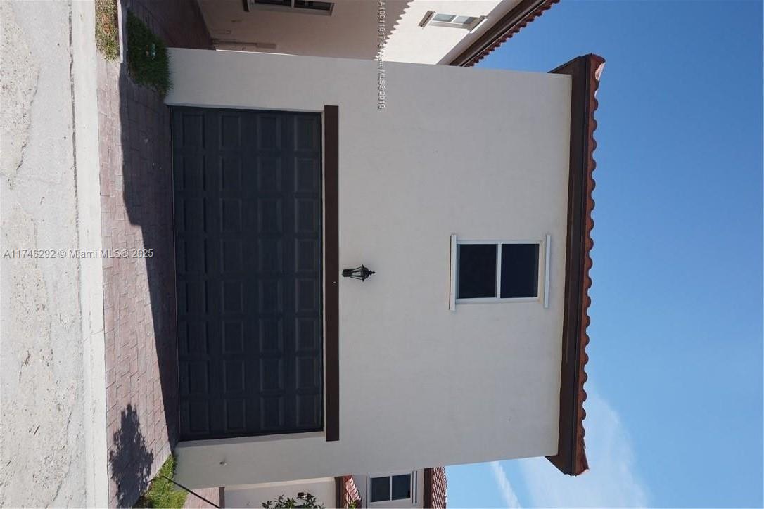 Rental Property at 9462 Sw 171st Ave, Miami, Broward County, Florida - Bedrooms: 4 
Bathrooms: 3  - $3,200 MO.
