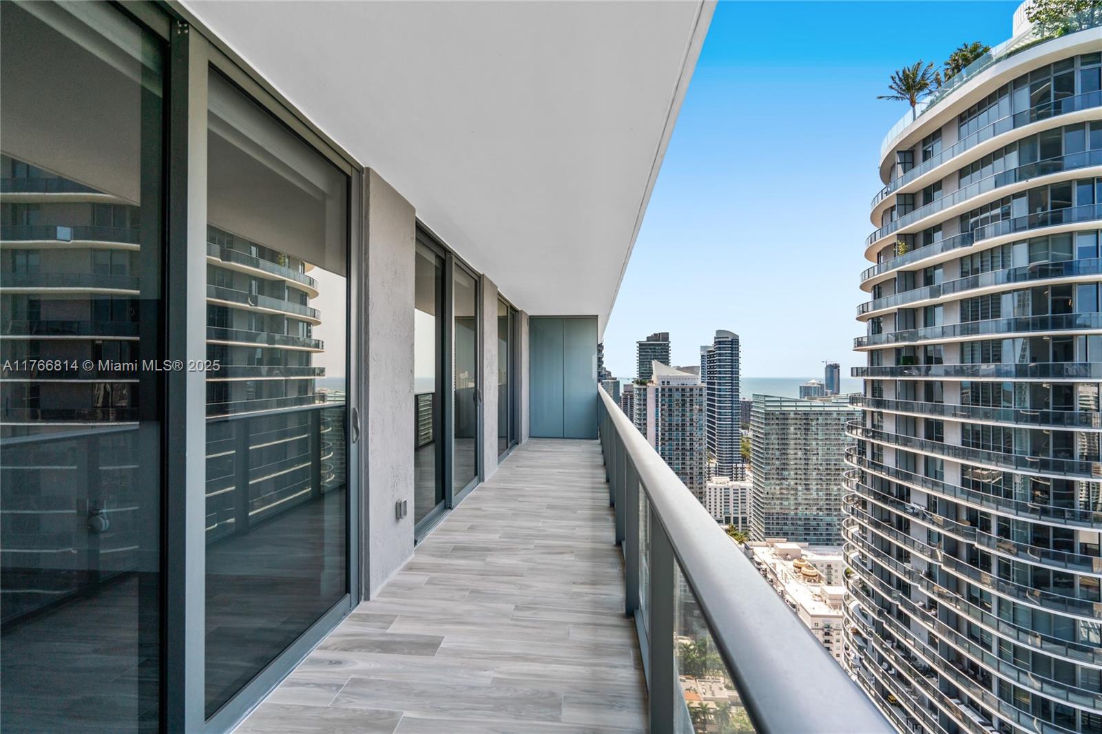 801 SMA RESIDENCES CONDO - Residential