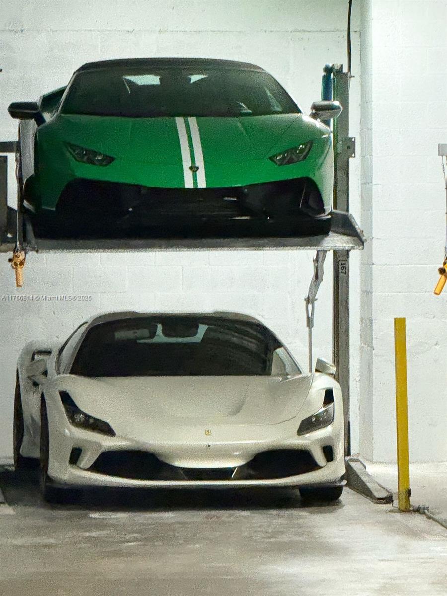 801 SMA RESIDENCES CONDO - Residential