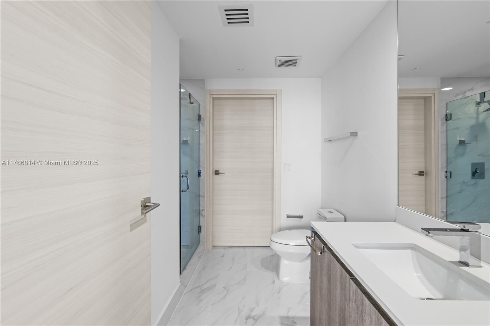 801 SMA RESIDENCES CONDO - Residential