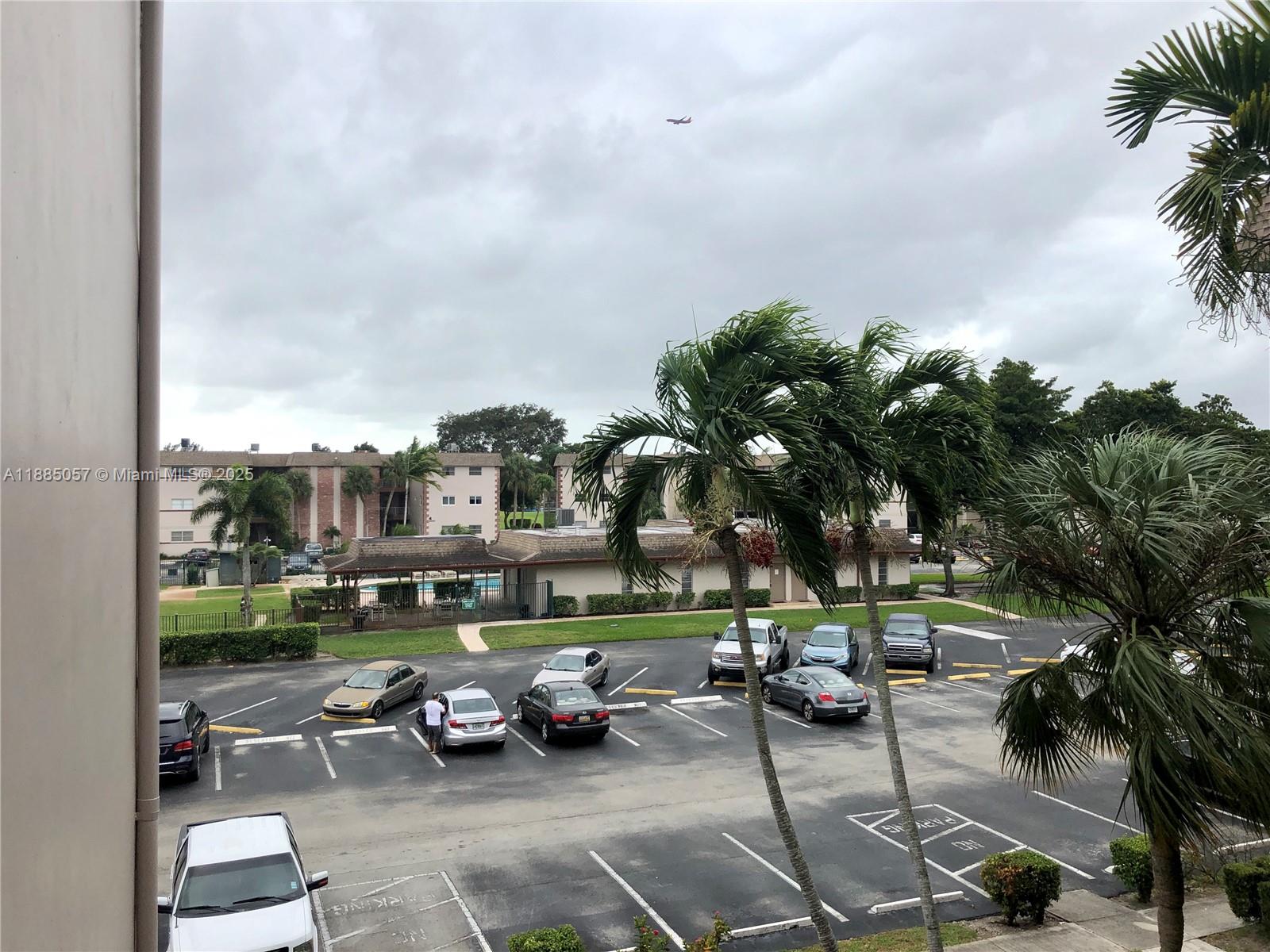 ARROWHEAD CONDO 8 - Residential Lease