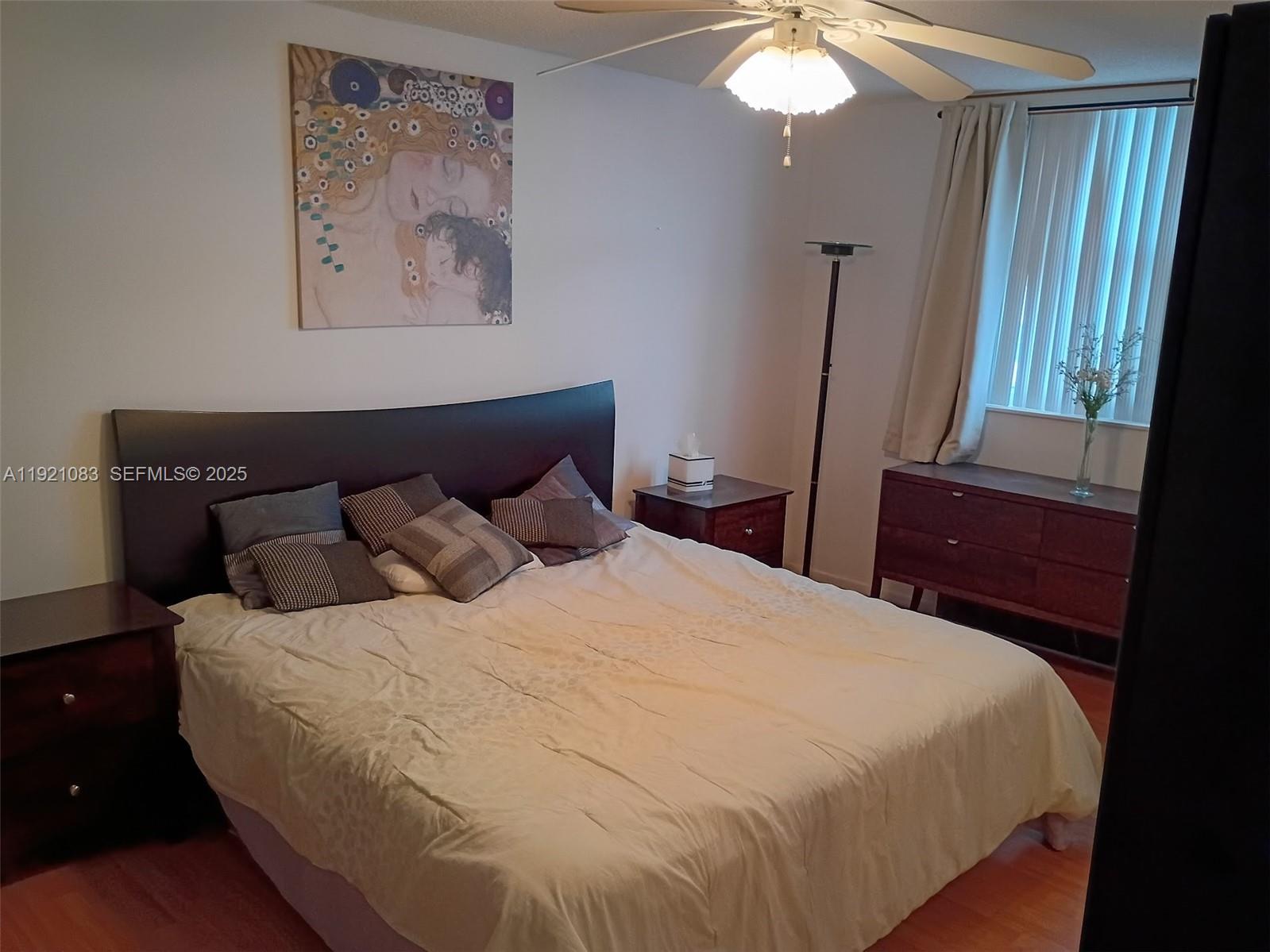 5142 26 BM 1120 - Residential