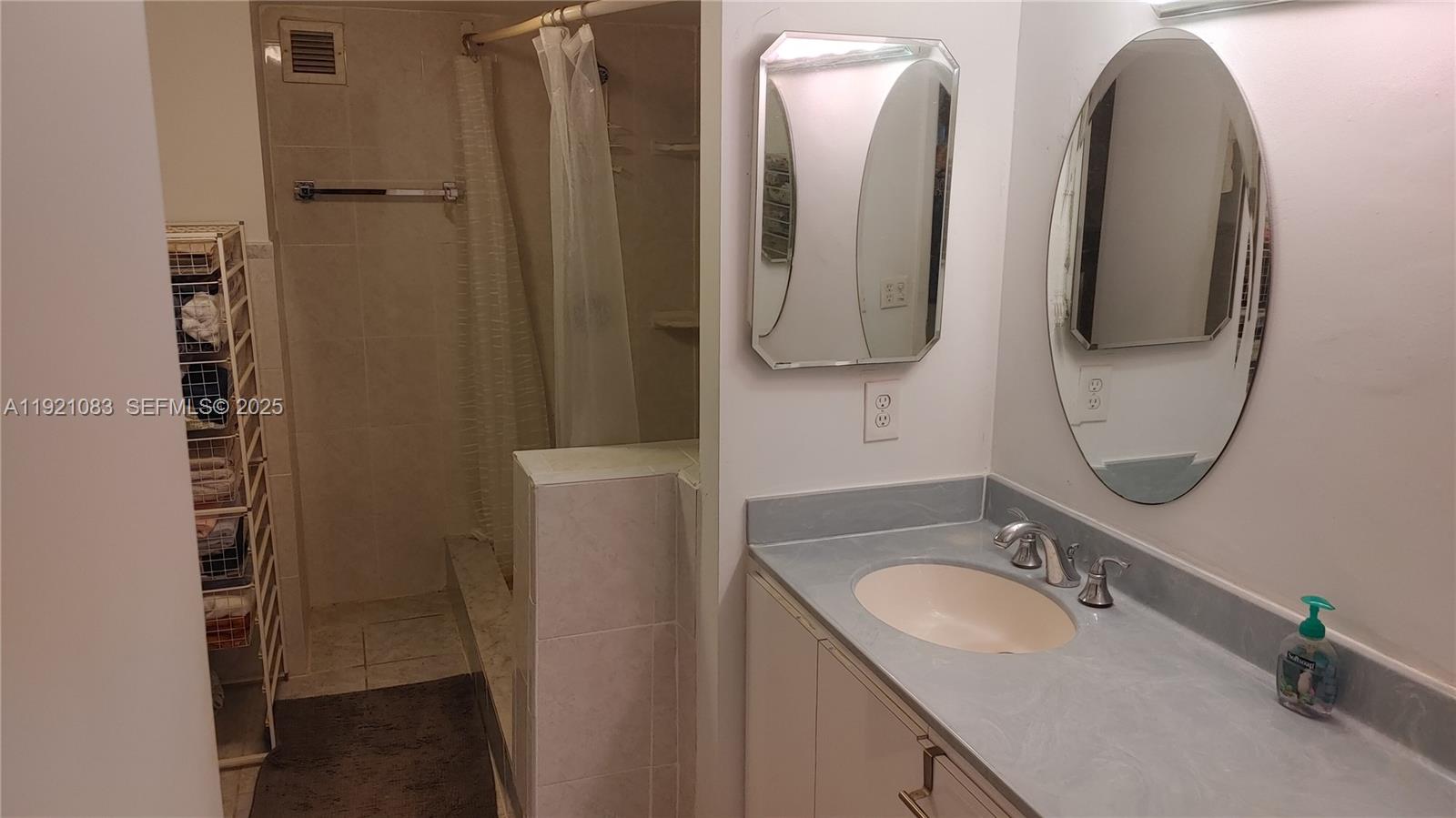 5142 26 BM 1120 - Residential