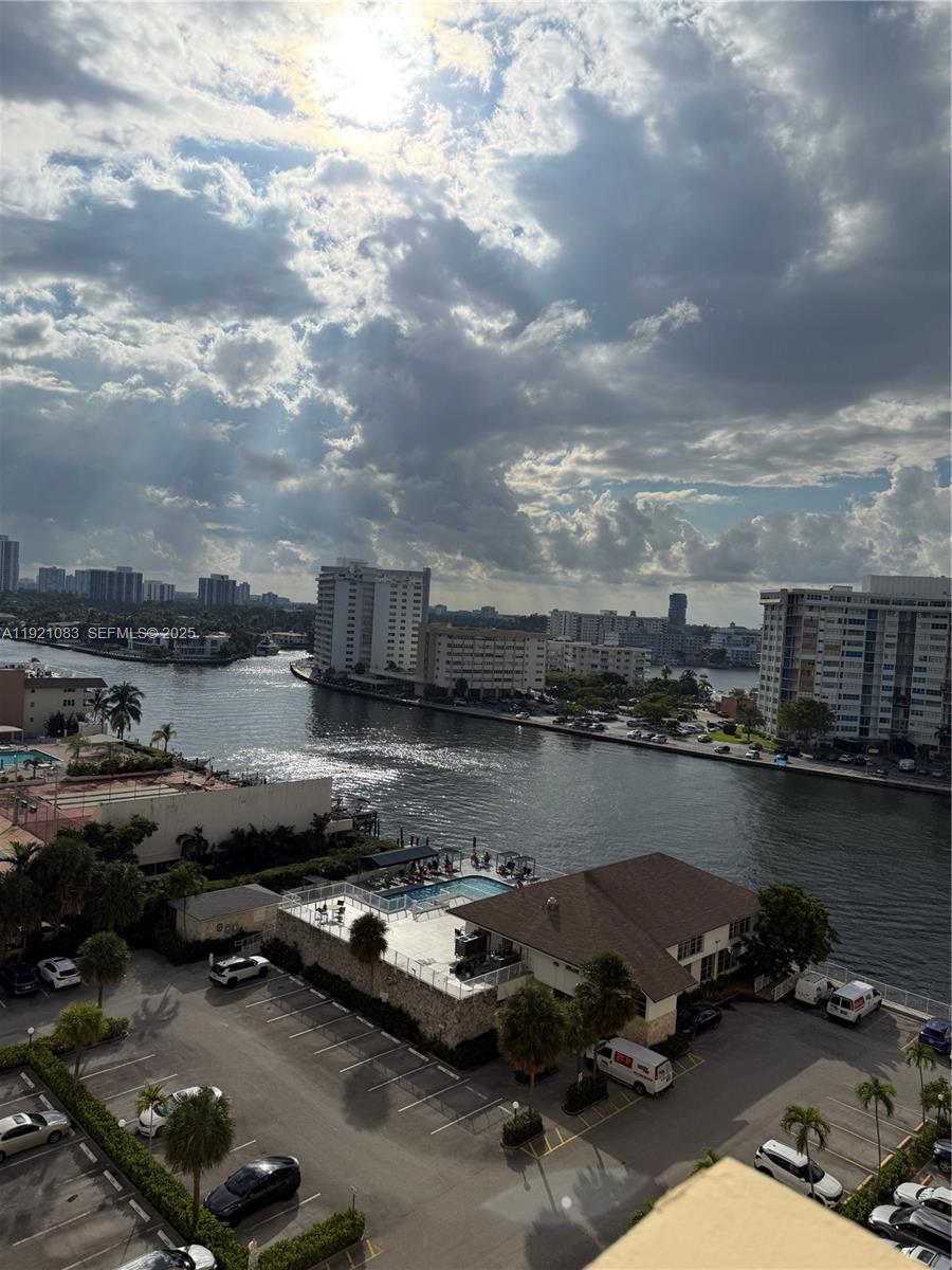 5142 26 BM 1120 - Residential