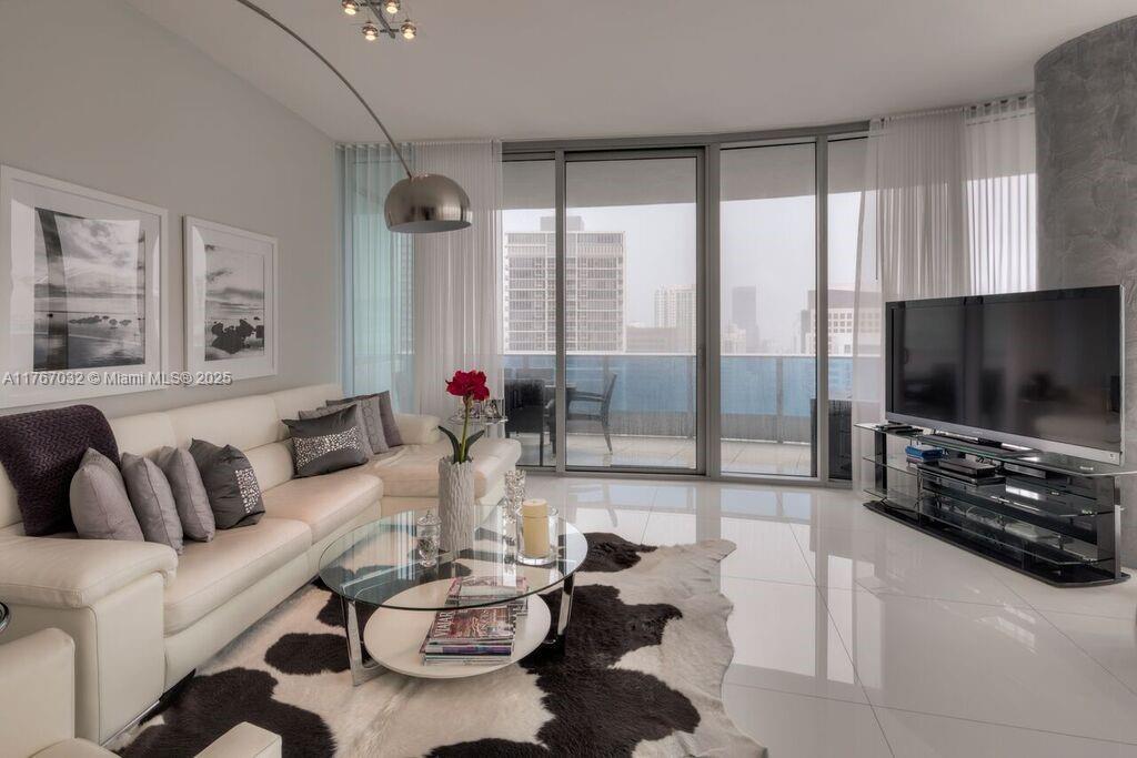 200 Biscayne Blvd Way 4402