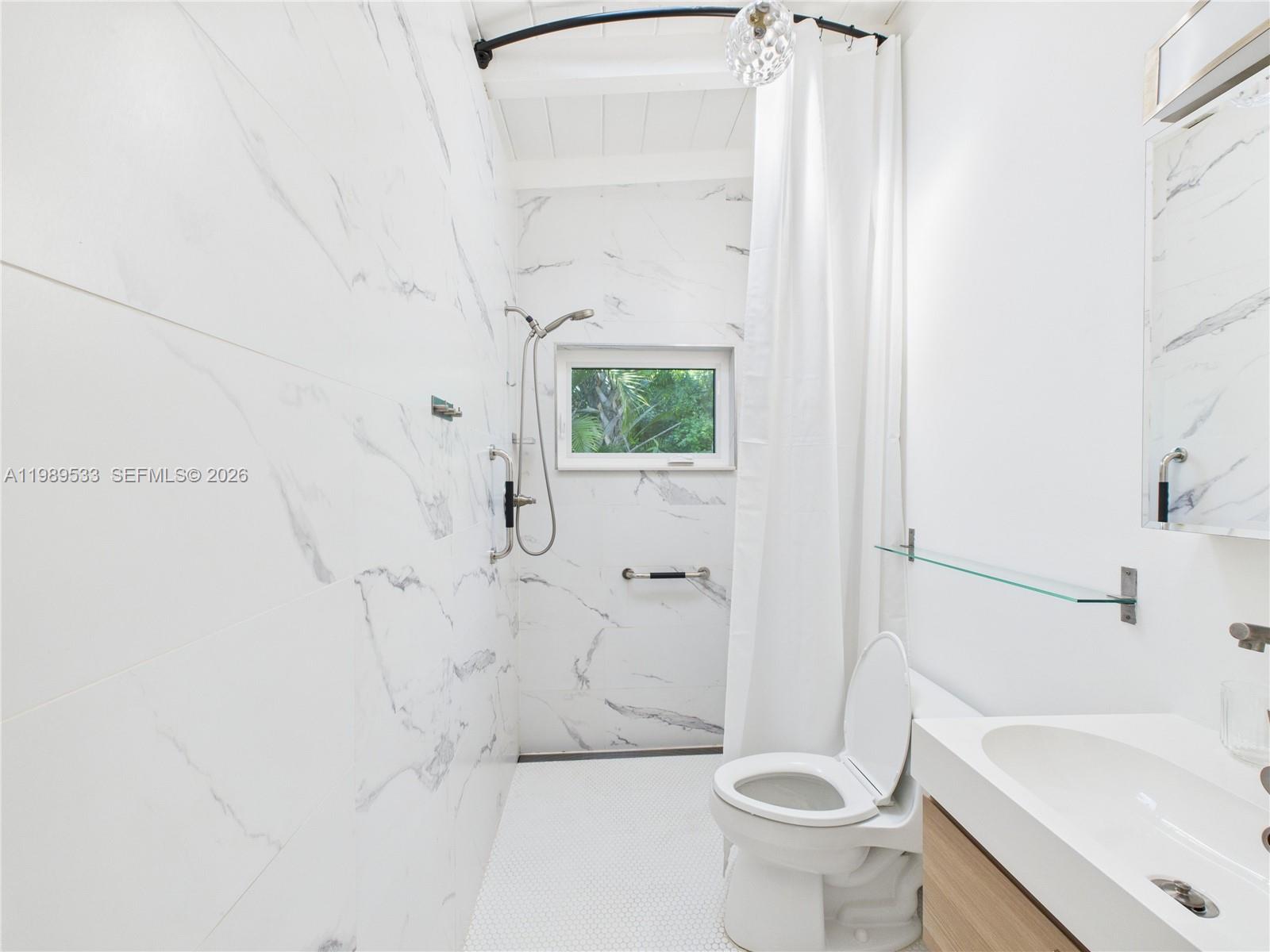 CHULA VISTA 1ST ADD - Residential Lease