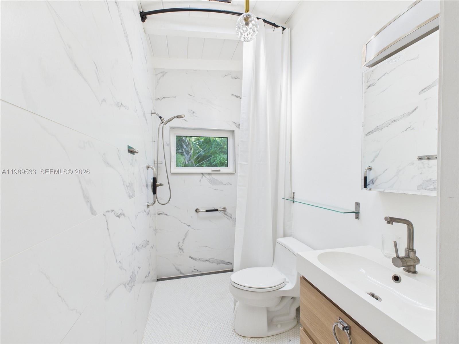 CHULA VISTA 1ST ADD - Residential Lease