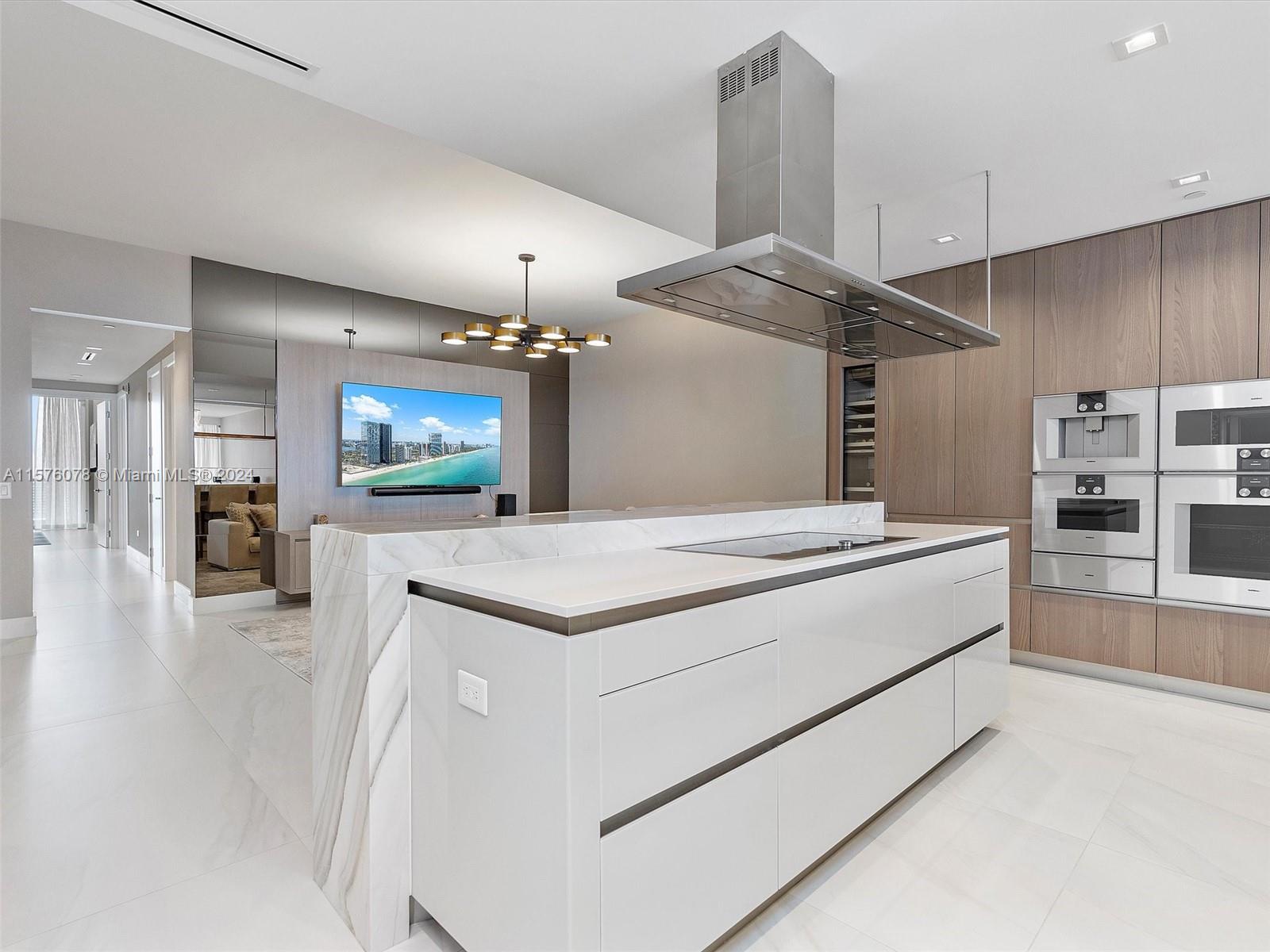 Turnberry Ocean Club Condo - Residential