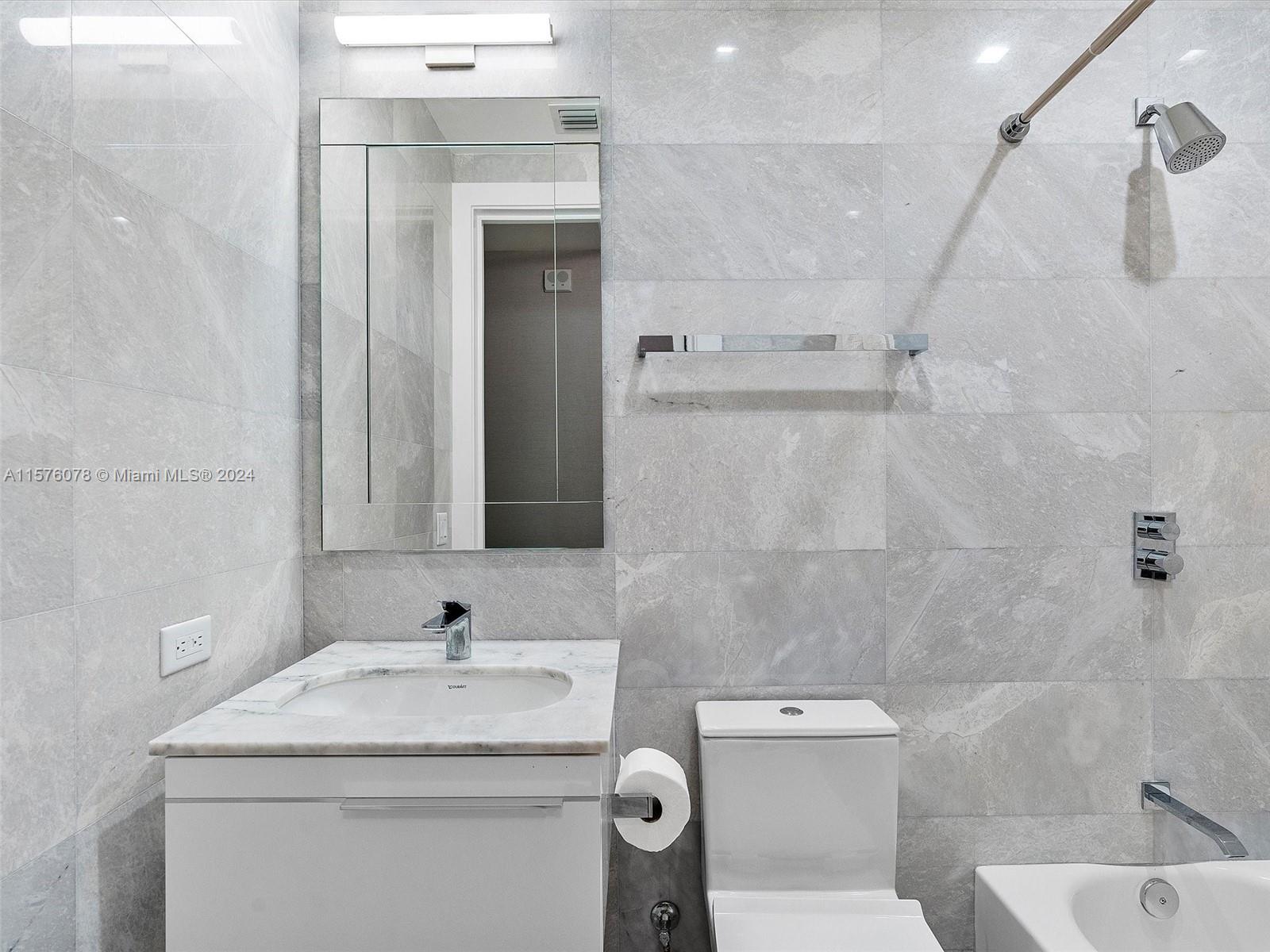 Turnberry Ocean Club Condo - Residential