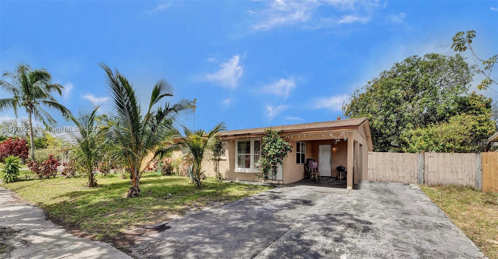 Property for Sale at 1731 Nw 27th Ave, Fort Lauderdale, Broward County, Florida - Bedrooms: 3 
Bathrooms: 2  - $375,000